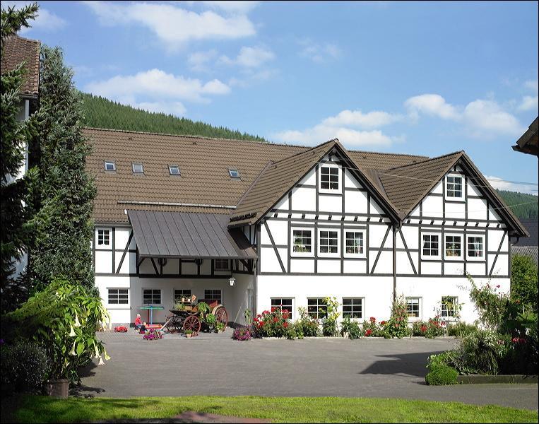 Hotel Klaukenhof Lennestadt Extérieur photo